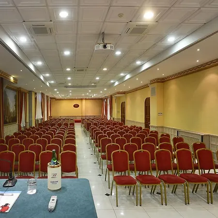 מלון Zanhotel Europa 4*