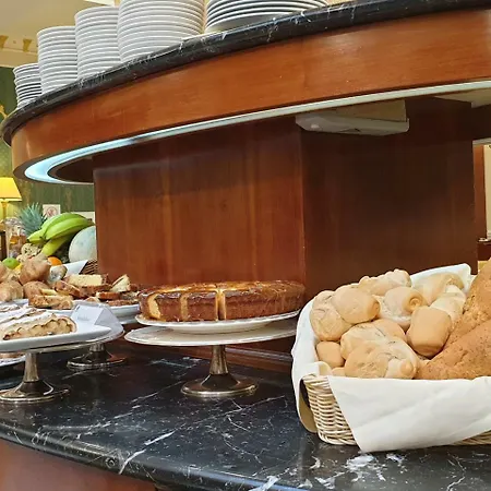 Zanhotel Europa מלון